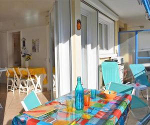 APARTMENT STUDIO 3 personnes studio 3 couchages Le Lavandou. Le Lavandou France