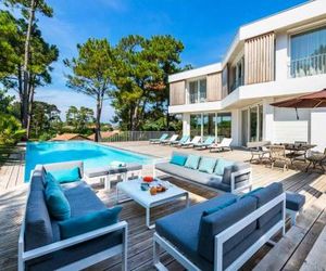 ARENA, Rent a beautiful architect villa with swimming pool in Anglet Anglet France