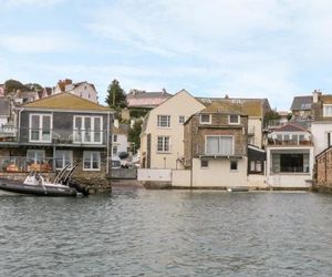 8b Fore Street Salcombe United Kingdom