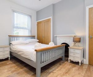 Modern/Contemporary High Spec 2 Bedroom Apartment Newport United Kingdom