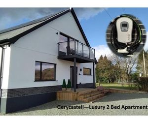 Gerycastell Luxury Holiday Apartment with Stunning Views & EV Station Point Llanarthney United Kingdom