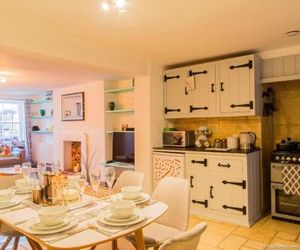 Seafront Apartment with Garden Brighton and Hove United Kingdom