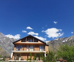DISCOVER KAZBEGi HOTEL Stepantsminda Georgia