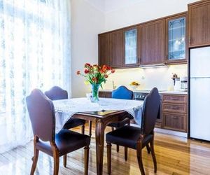 Neoclassical apartment with 3 bedrooms in Piraeus Piraeus Greece
