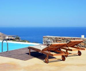 Traditional stone villa with a swimming pool, sea view and large terrace, ideal for a family or a group of friends Ioulida Greece