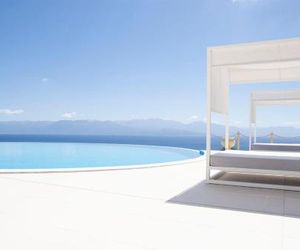 WHITE DONKEY Hotel Dhranga Greece