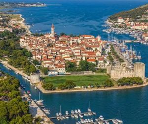 Apartment in Slatine with sea view, balcony, air conditioning, Wi-Fi (4782-1) Slatine Croatia