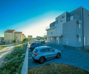 Apartments with a parking space Novalja (Pag) - 17954 Novaglia Croatia