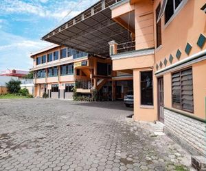 SPOT ON 2865 Sartika Inn Pati Semarang Indonesia