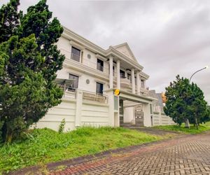 OYO Life 2698 Kost Blessing Malang Indonesia
