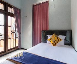 SPOT ON 2689 Safira Family Residence Malang Indonesia