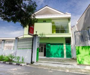 OYO 2710 Zleepy Pemuda Idaman Cirebon Indonesia