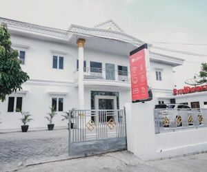 RedDoorz Syariah near Transmart Lampung Bandar Lampung Indonesia