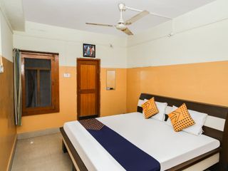 Фото отеля SPOT ON 47315 Hotel Shivam