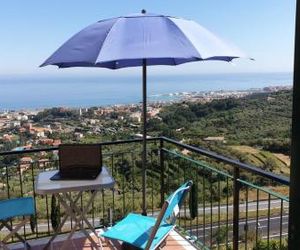 B&B TRA CIELO E MARE Pietra Ligure Italy