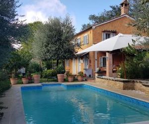 Home set in olive grove Borghetto I Italy