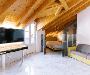 CASA KING Como Italy