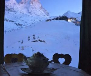 Una finestra sul Cervino Valtournenche Italy