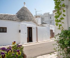 Trullo dal Cavaliere Alberobello Italy