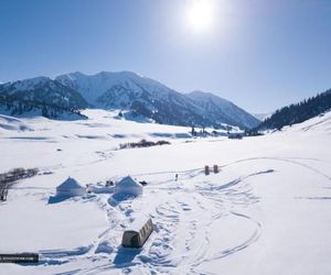 Jyrgalan Tyup Yurt Lodge - Ski Yurt Karakol Kyrgyzstan