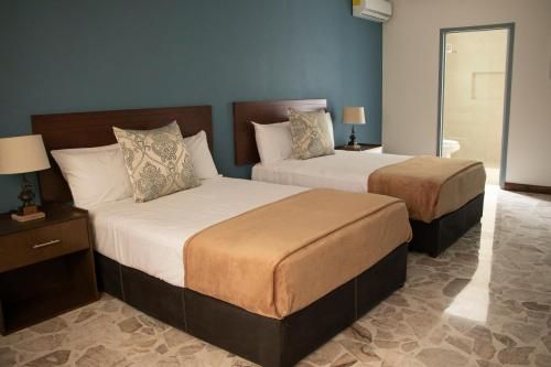 Hotel Photo 9