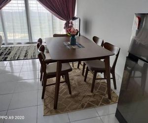 Yunne Homestay Kampong Baharu Nilai Malaysia