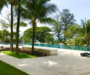 By The Beach - Luxury 2 Bedrooms Family Suite Batu Ferringhi Malaysia