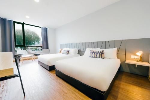 Hotel Photo 1