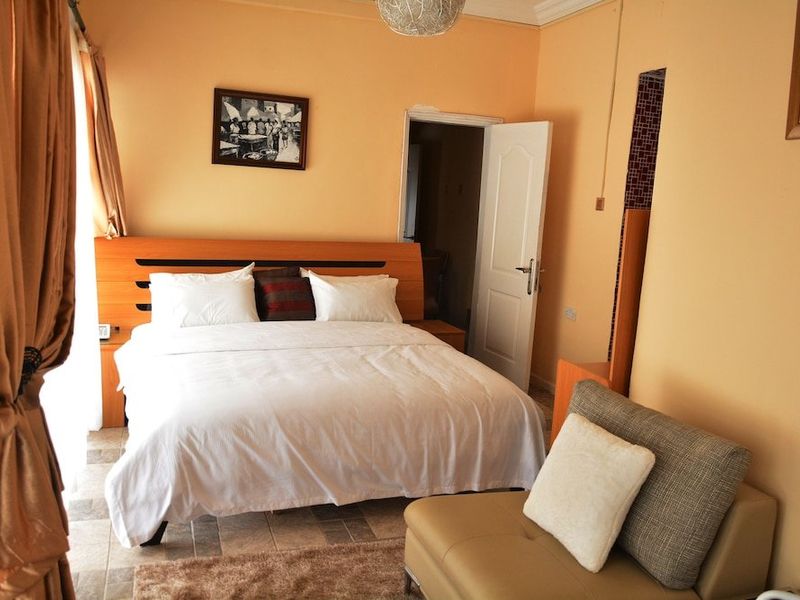 Hotel Photo 5