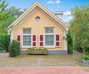 Picturesque Holiday Home in Oldenzaal with Jacuzzi Oldenzaal Netherlands