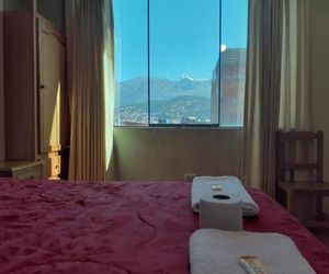 Lhotse Hostel B&B Huaraz Peru