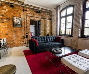 LOFT apartment 200m to Old Town wi-fi/netflix Olsztyn Poland