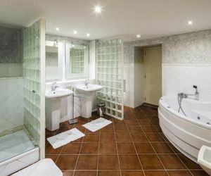 Villa Quinta Tropical - beautiful villa for 12 with private pool AC and Wifi Loule Portugal