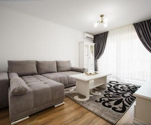 Bright & Elegant Central Apartment Oradea Romania