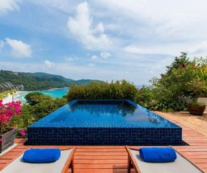 Kata gardens penthouse seaview with rooftop pool 8C Kata Thailand