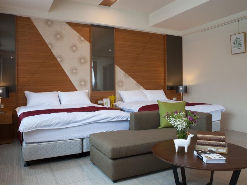 Hotel Photo 8
