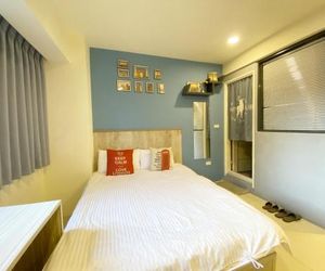 Stay in Fengjia Homestay Hsi-tun Taiwan