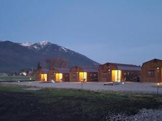 Hotel pic Glacier Acres Guest Ranch