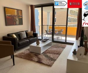 ARENA RESORT STYLE EXEC FREE NETFLIX WIFI WINE Perth Australia