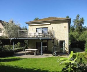 Ruime villa aan rand van de duinen Koksijde Belgium