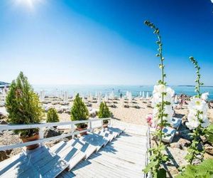 Menada Prestige Fort Beach Sveti Vlas Bulgaria