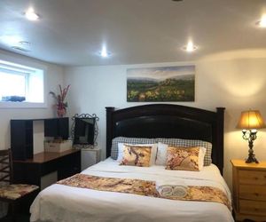 Hidden Valley Tree House Room C Calgary Canada