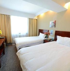 NearBy Hotel
