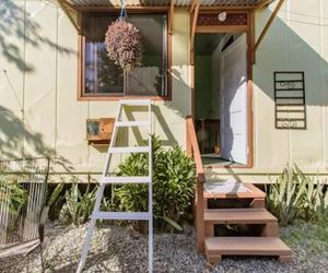 Arrecife Container House Cahuita Costa Rica