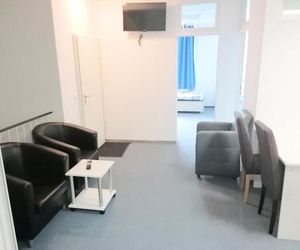Soutrrian Suite Apartment3 in Opel City near Airport Frankfurt Ruesselsheim Germany