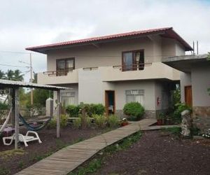 HOSTAL LOS FLAMENCOS Puerto Villamil Ecuador