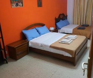 Budjet Rooms At Jumbo.(in 15 minutes walk) Maspalomas Spain