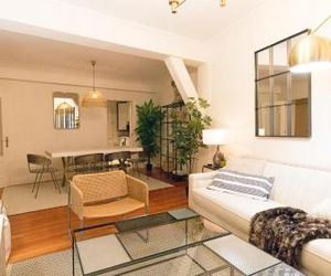 Apartamento reformado en Casco Viejo by S@H! Bilbao Spain