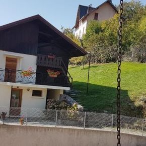 NearBy Hotel