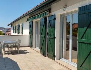 Relax, silencio y sol en el jardin Hendaye France